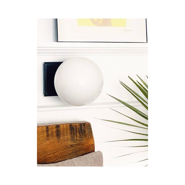 Bodie Sconce
